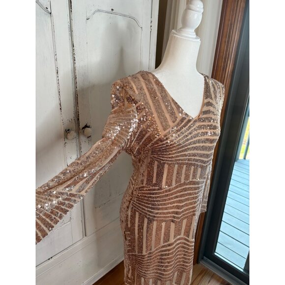 Miss Ord Gold Sequin Bodycon V-Neck Mini Dress L Juniors NYE Hoco Party READ - Picture 9 of 16